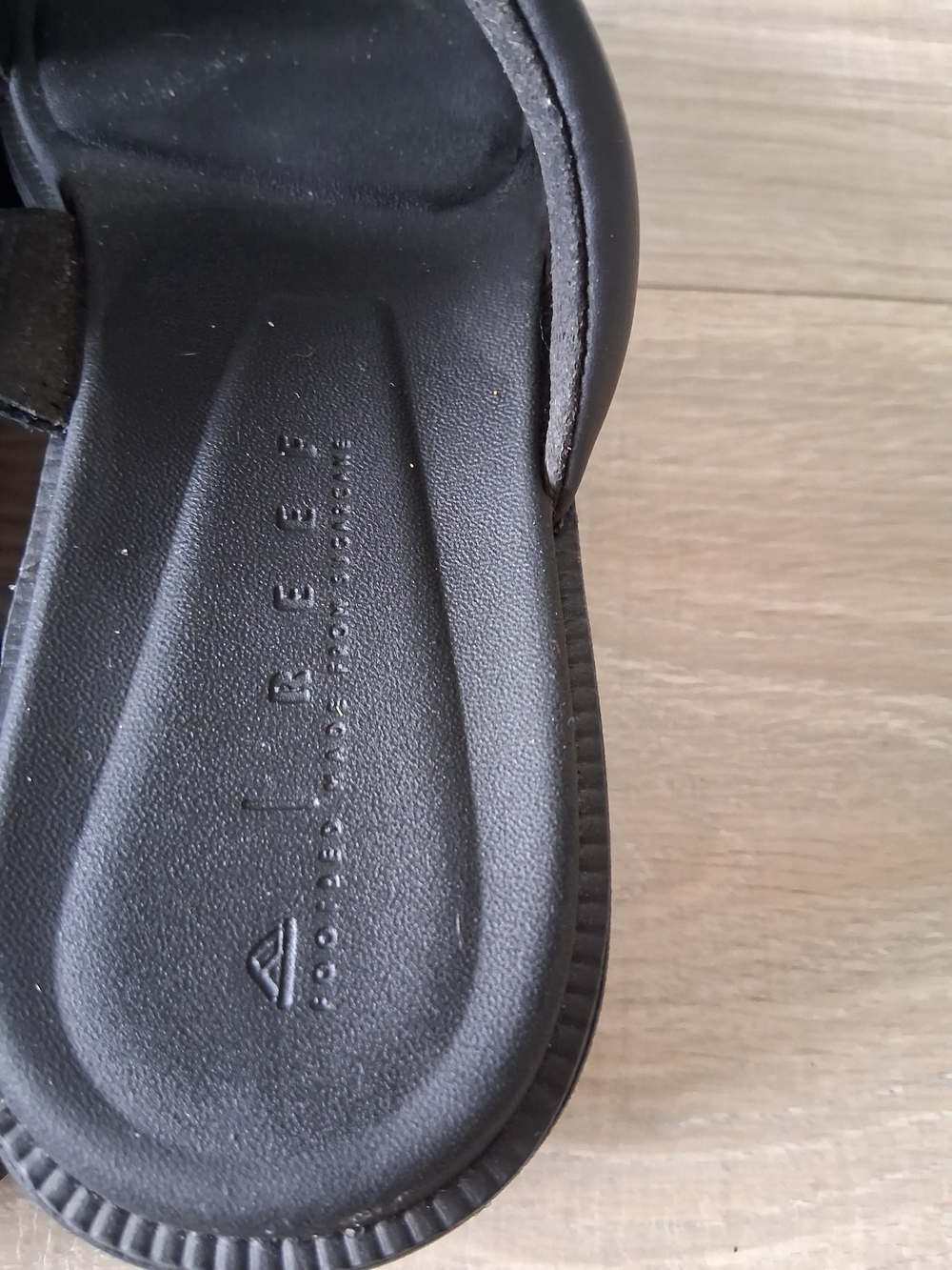 Reef Lofty Lux Hi Black Platform Slide Sandals - Picture 4 of 8
